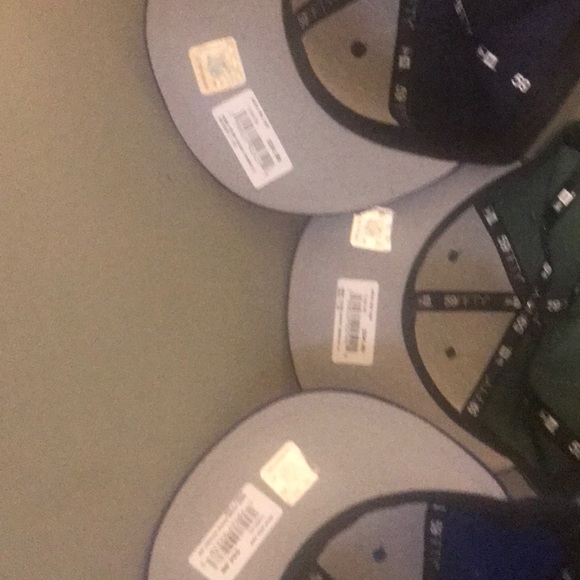 New era - Picture 3 of 4